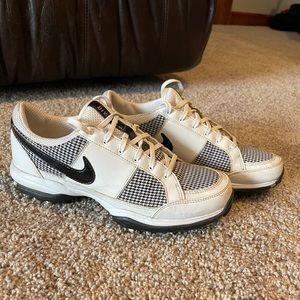 Nike Air Women’s Golf Shoes